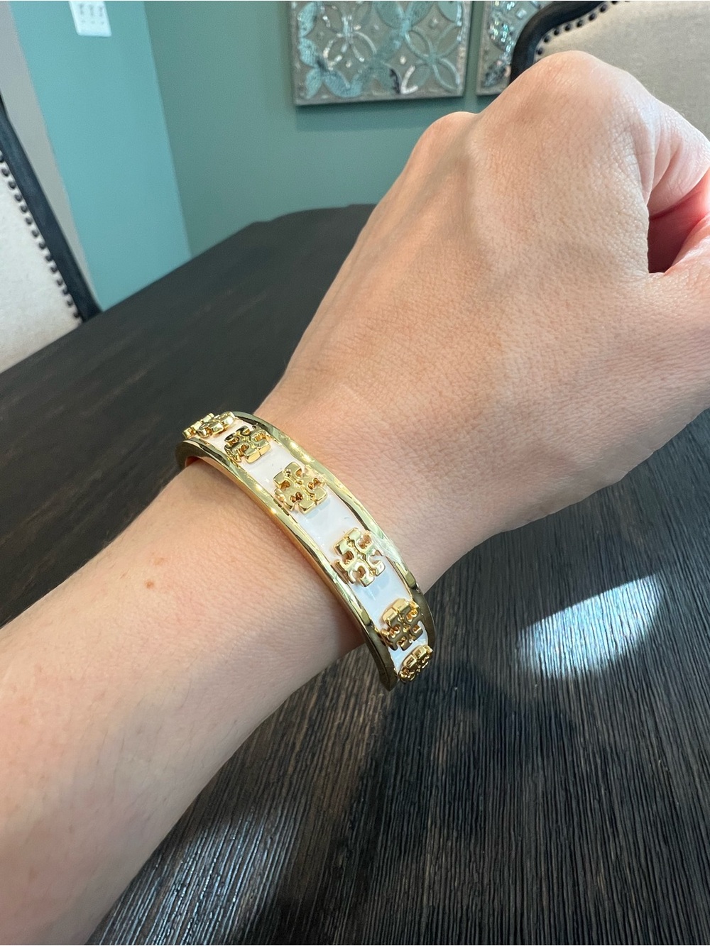 Tory Burch Kira Signature White Enamel Bracelet Cuff - Picture 2 of 8